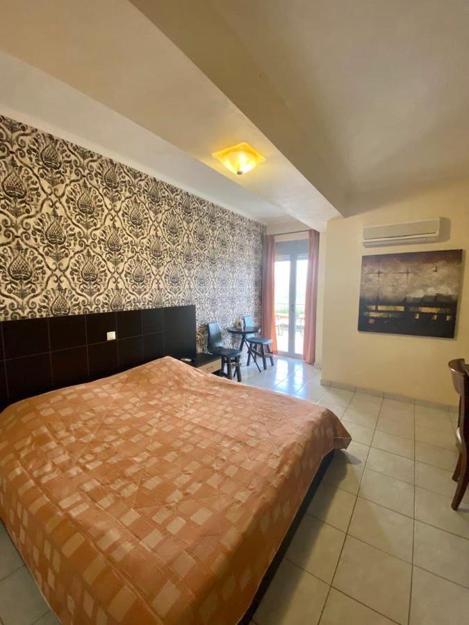 Sozos Inn Hotel Vonitsa Exterior photo